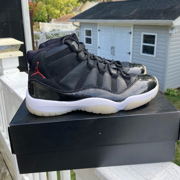 Nike Jordan 11 Retro 72-10 size 9.5 mens - Picture 1 of 16